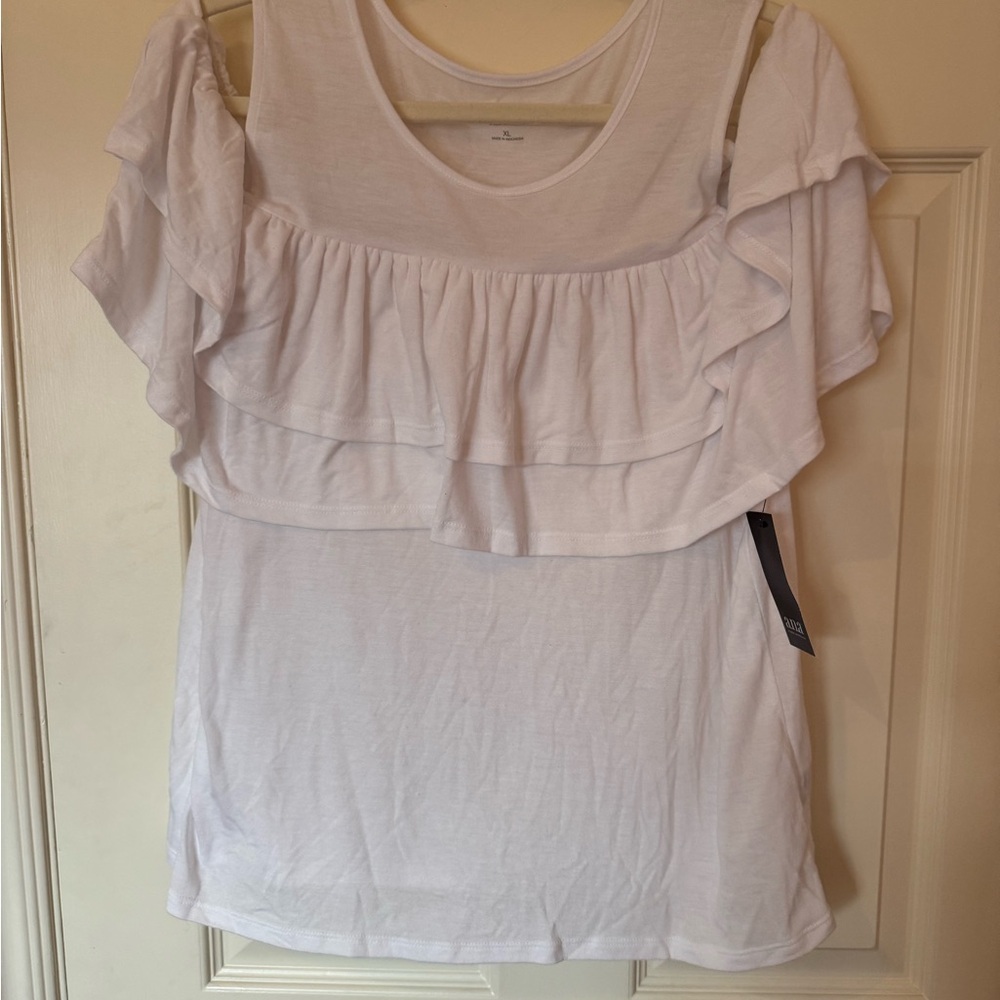 NWT White Ruffled Women's Top